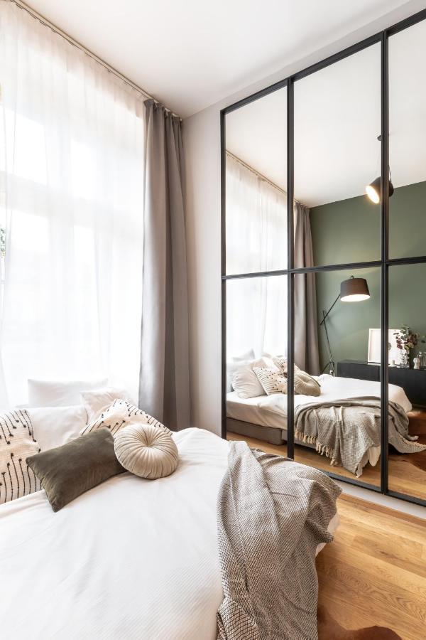 Turnkey I Main Bus Station Apartments Praga Zewnętrze zdjęcie