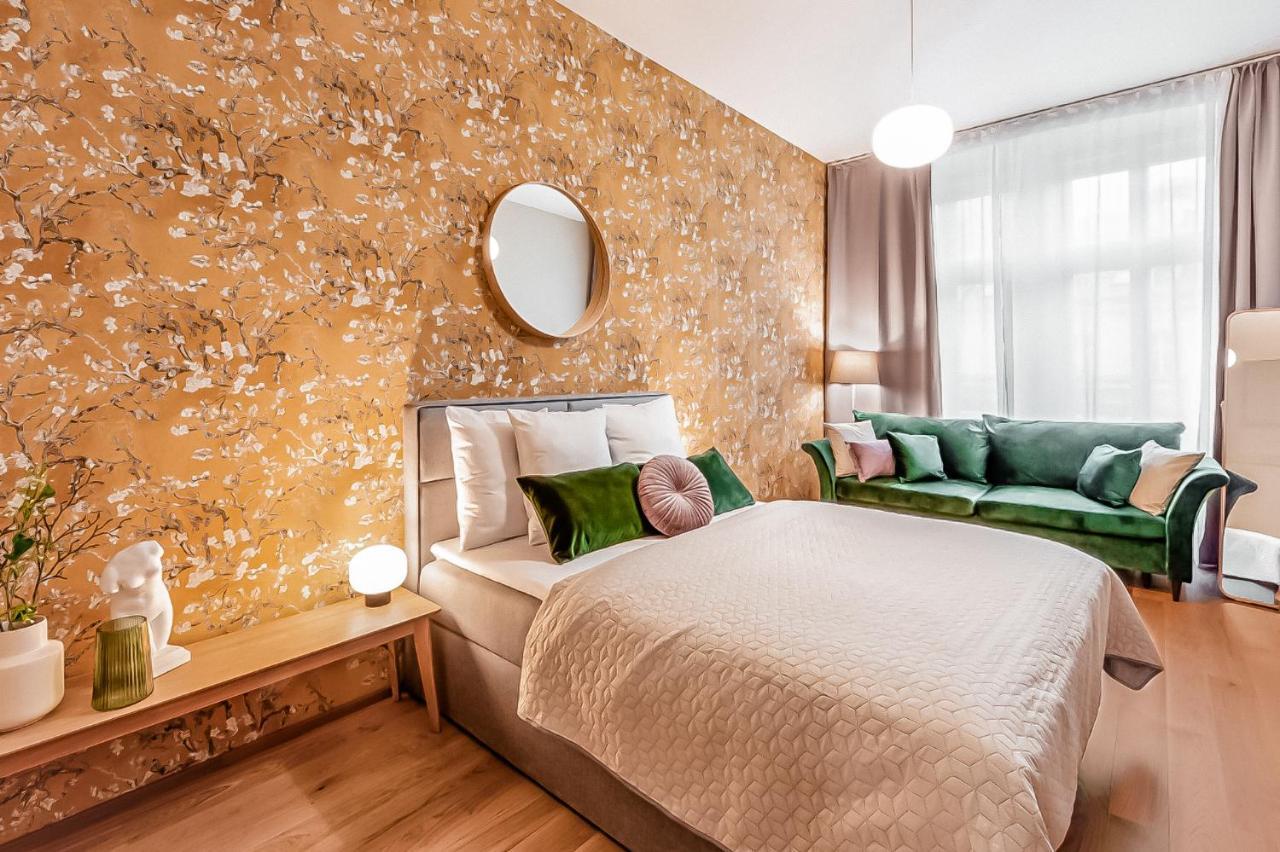 Turnkey I Main Bus Station Apartments Praga Zewnętrze zdjęcie